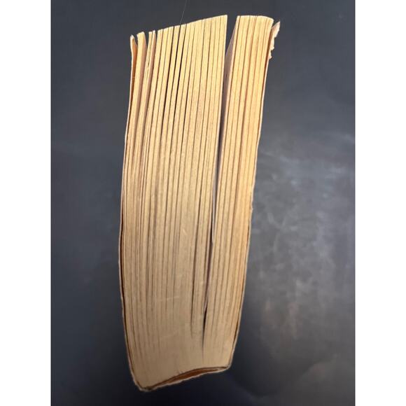 Fantasy in Death - Book by J. D. Robb - Picture 4 of 6